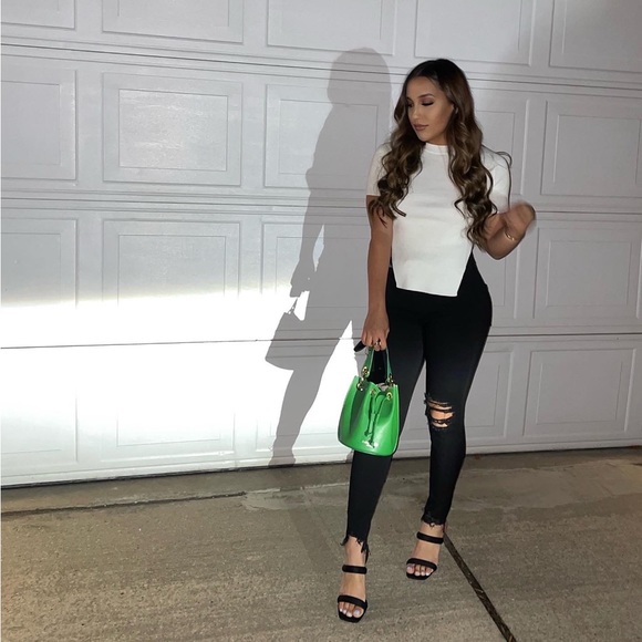 Top from PrettyLittleThing - Picture 1 of 2